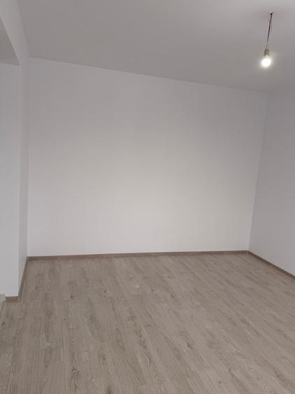 Garsonieră decomandată în Fundeni