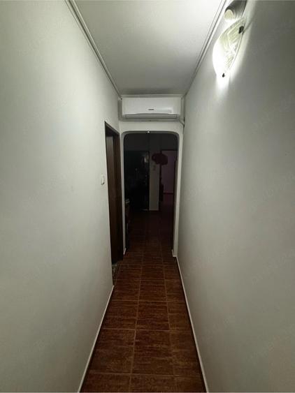 Apartament cu 3 camere decomandat în Rahova