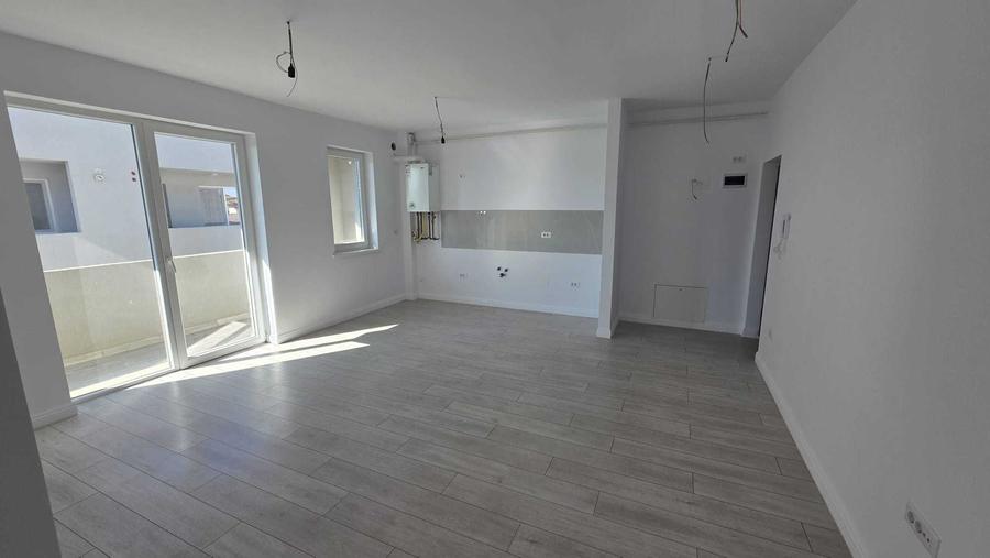 Apartament cu 2 camere semidecomandat în Braytim