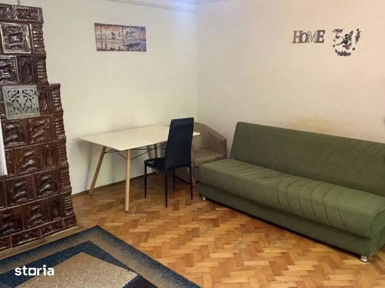 Casă cu 2 camere decomandat cu Teren 65 Mp în Foișorul de Foc