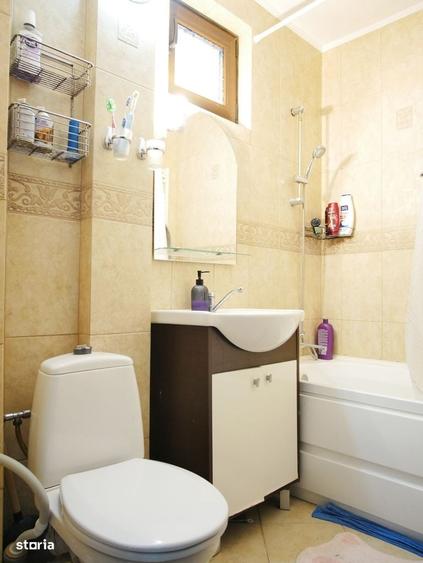 Apartament cu trei camere situat in Piata Unirii - 1