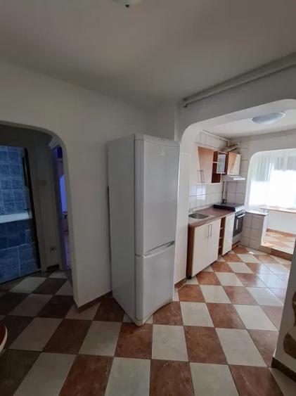 Apartament cu 2 camere decomandat în Ozana