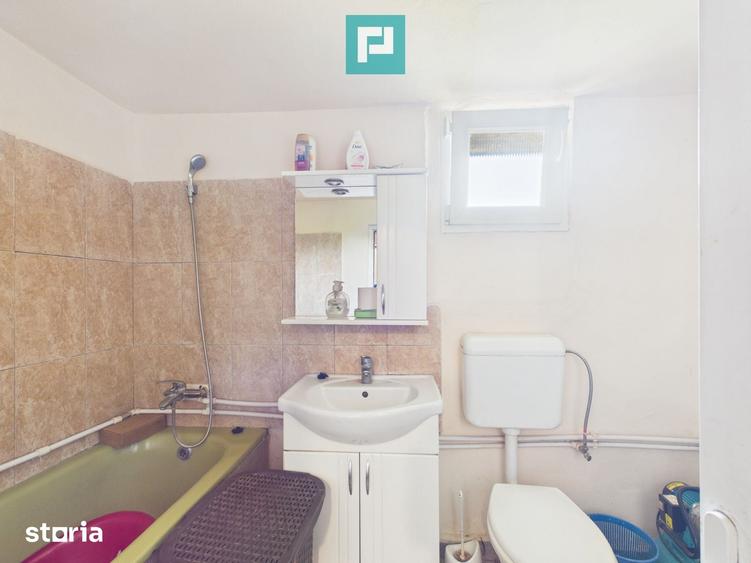 Casă cu 4 camere cu Teren 2253 Mp în Almaș