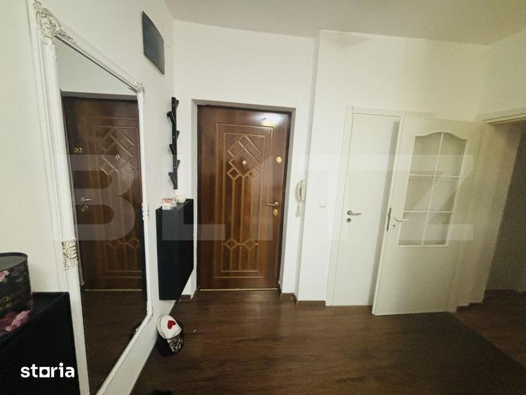 Apartament cu 3 camere în 14 Mai
