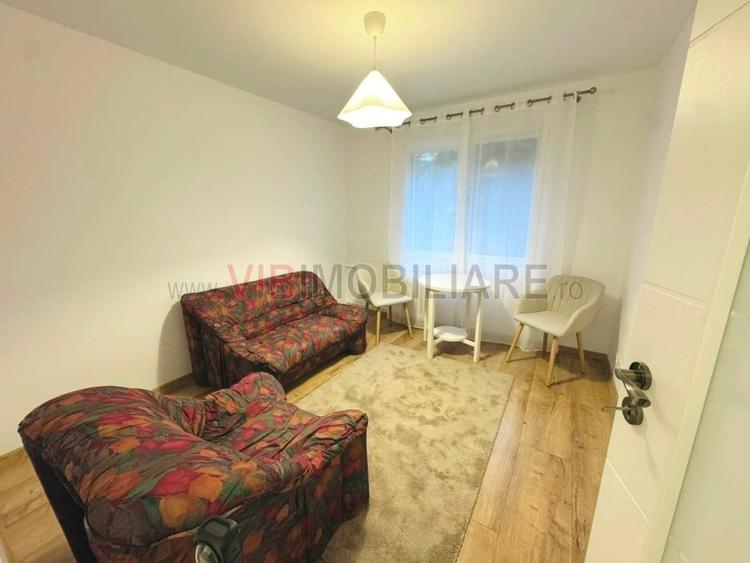 Apartament cu 3 camere decomandat în Drumul Taberei