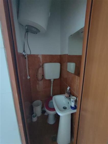 Spațiu comercial, de 37 mp, în Central