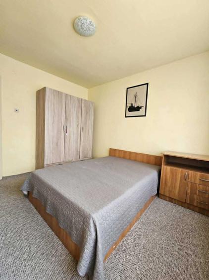 Apartament cu 2 camere semidecomandat în Grivița
