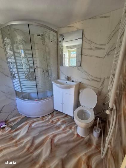 Casă cu 3 camere cu Teren 102 Mp în CFR