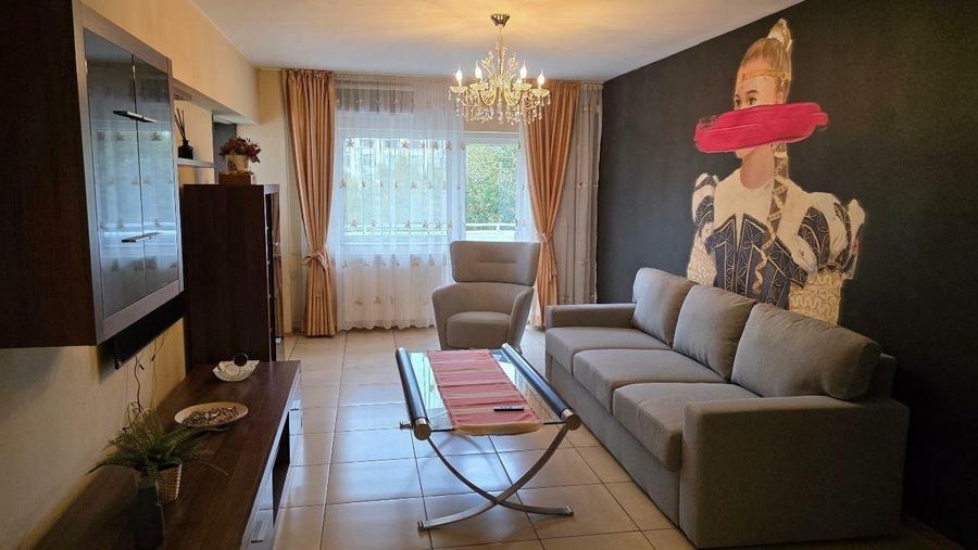Apartament cu 2 camere decomandat, mobilat în P-ța Alba Iulia