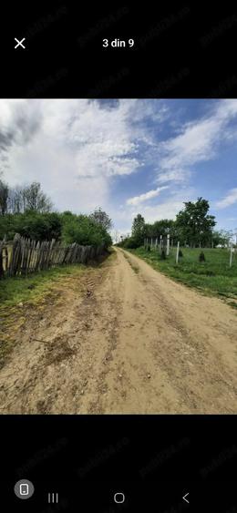 Teren de 2200 mp, în Romos
