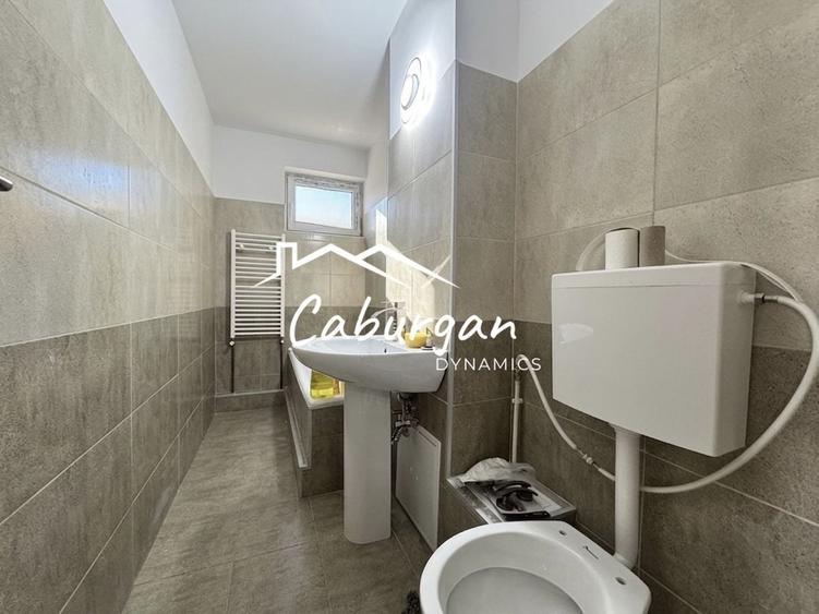 Apartament cu 3 camere decomandat în Mihai Viteazul