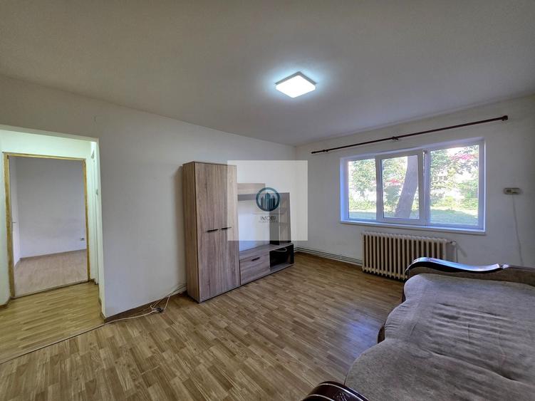 Apartament cu 2 camere semidecomandat în Gojdu
