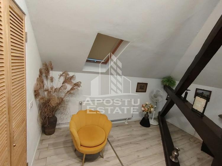 Apartament cu 4 camere semidecomandat, mobilat în Bălcescu