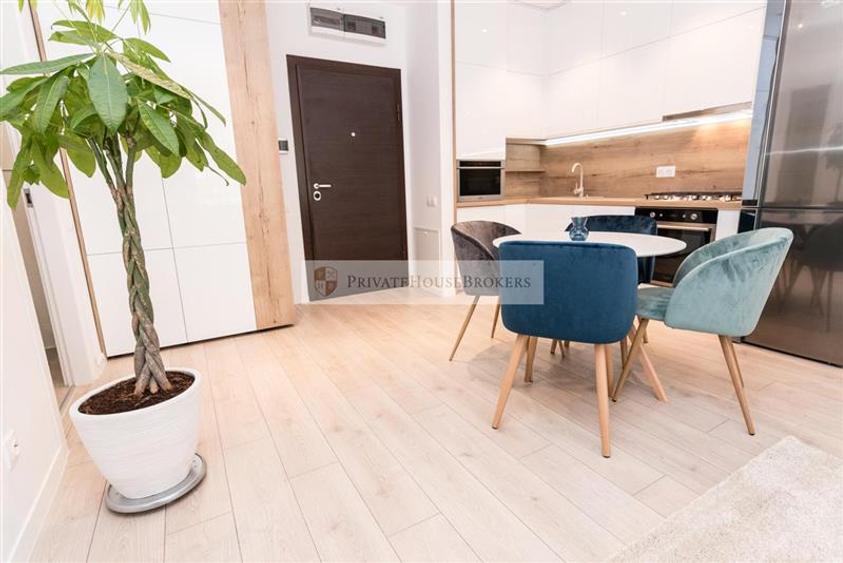 Apartament cu 2 camere semidecomandat, mobilat în Pipera