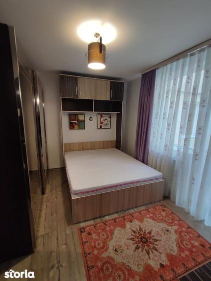 Apartament cu 3 camere semidecomandat în Becaș