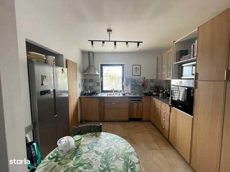 Casă cu 3 camere cu Teren 85 Mp în Moara Vlăsiei