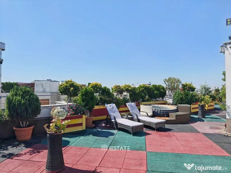 Apartament cu 4 camere decomandat în Titan