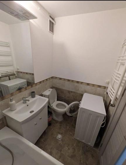 Garsonieră decomandată în Scriitorilor