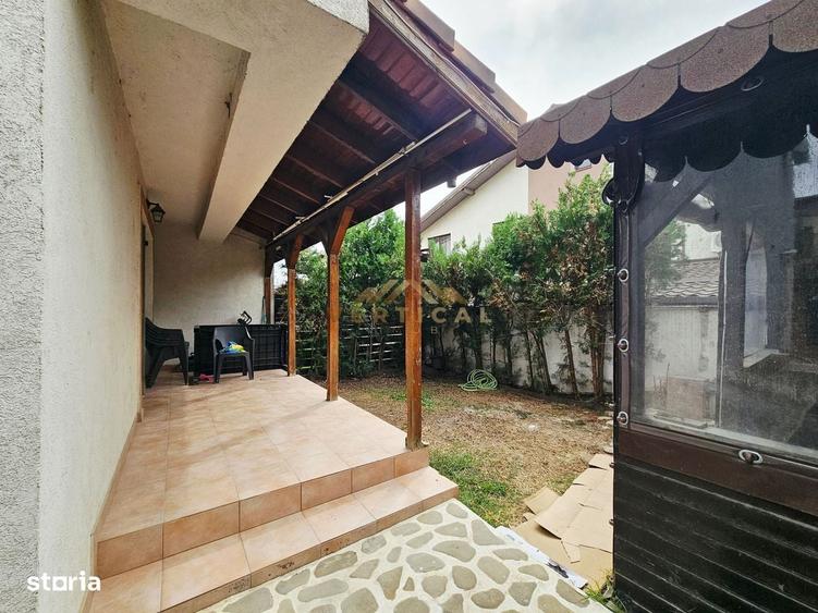 Casă cu 3 camere în Berceni