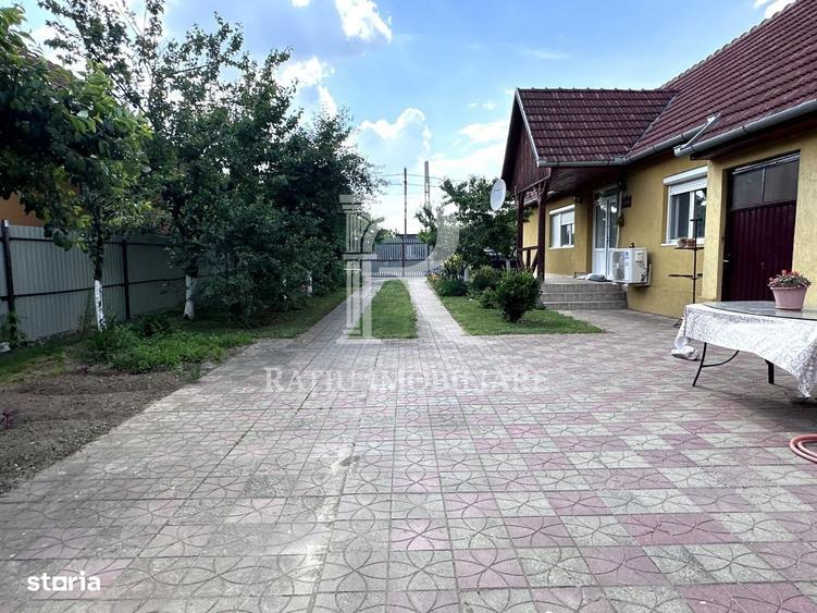 Casă cu 2 camere în Central