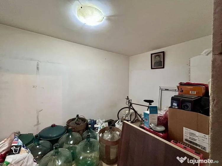 Apartament cu 2 camere decomandat în Vest