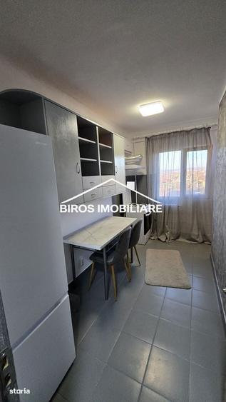 Garsonieră decomandată în Rovine