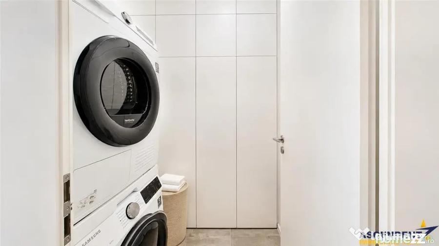 Apartament cu 3 camere decomandat în Centură