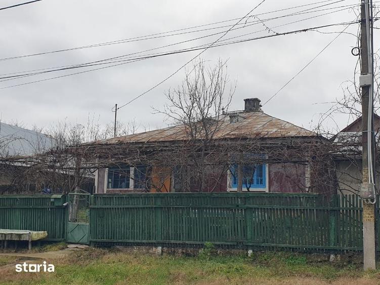 Casă cu 3 camere cu Teren 907 Mp în Popricani