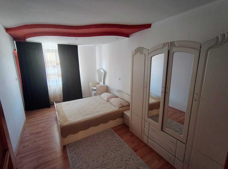 Casă cu 4 camere în Ultracentral