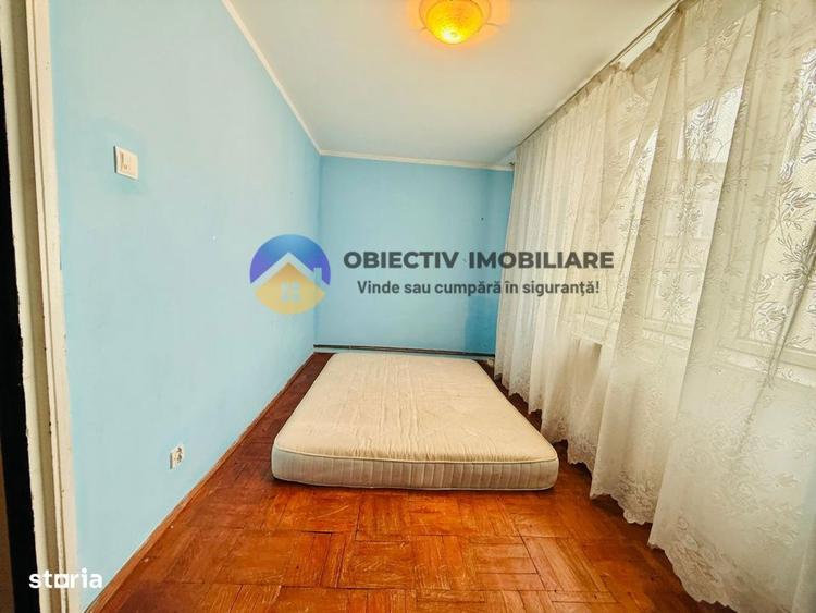 Apartament cu 3 camere decomandat, mobilat în Sud