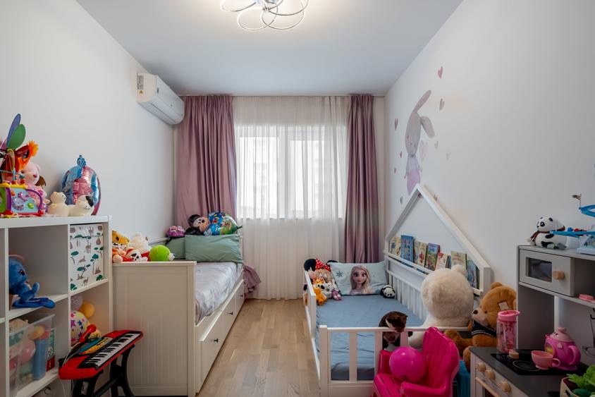Apartament cu 3 camere decomandat în Ștefan cel Mare
