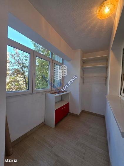 Apartament cu 3 camere decomandat în Iancului