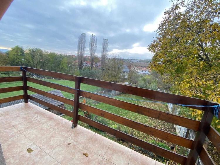 Apartament cu 2 camere decomandat în Iris