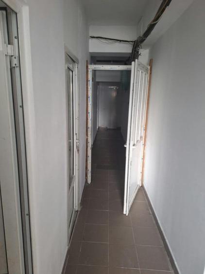 Spațiu comercial, de 950 mp, în Central