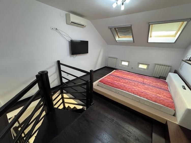Apartament cu 3 camere semidecomandat în Vatra Luminoasă
