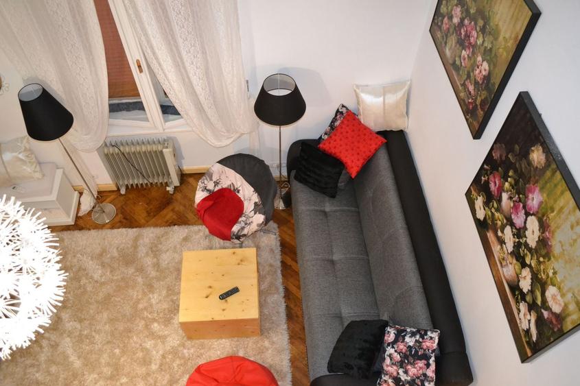 Apartament cu 2 camere decomandat în Medicină