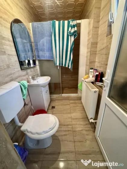Casă cu 2 camere cu Teren 850 Mp în Uroi