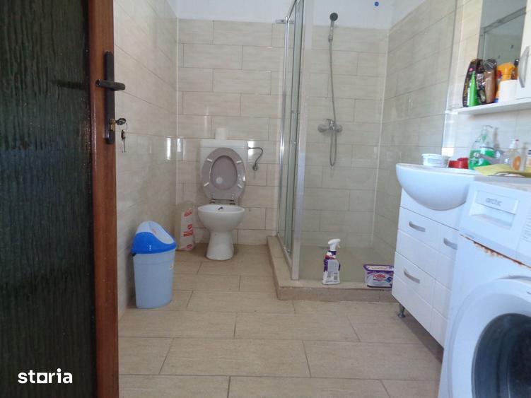 Casa solida, 2 locuri de casa 5132 mp, fs 42 ml, anexe , livada - 7
