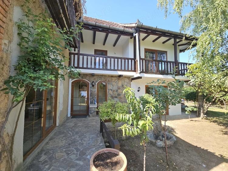 Casă cu 2 camere cu Teren 421 Mp în Grădiște