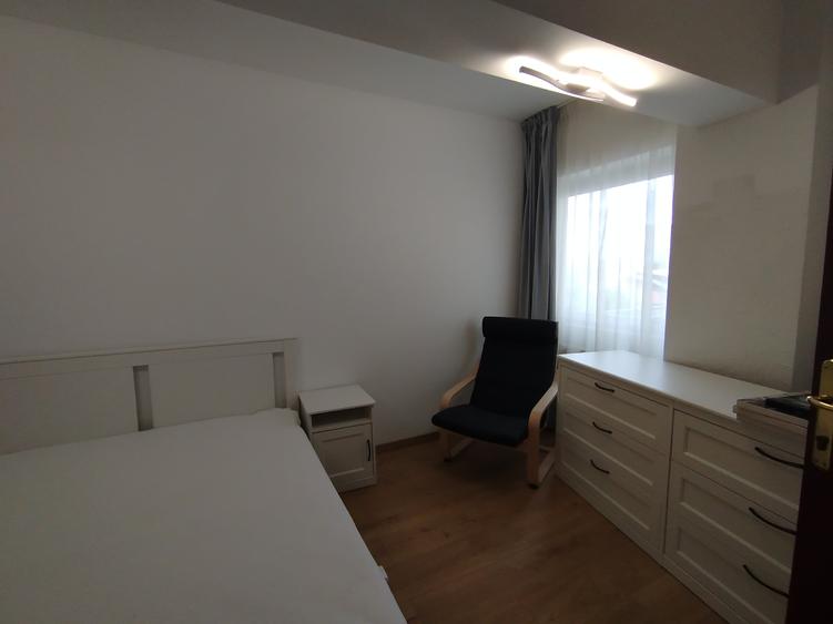 Apartament 2 camere Str. București cu parcare subterană - 6