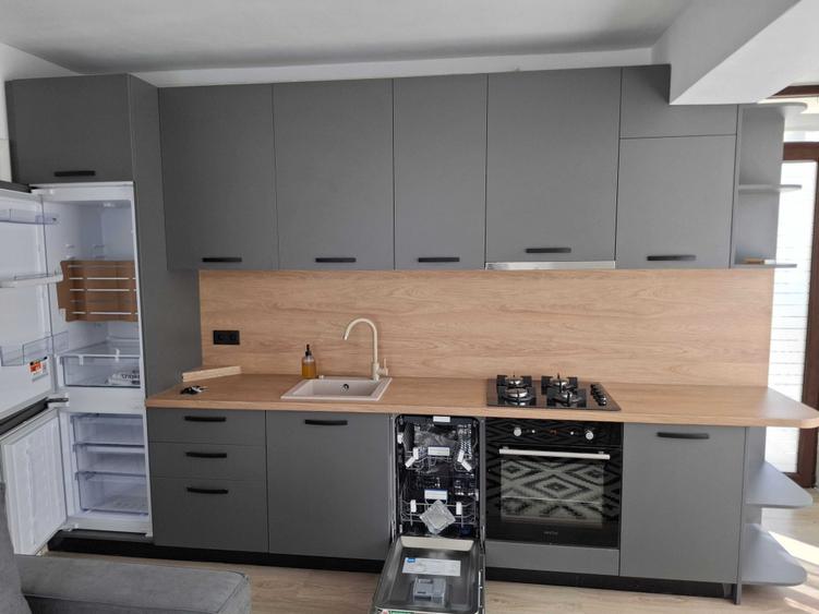 Apartament cu 3 camere decomandat în Șelimbăr
