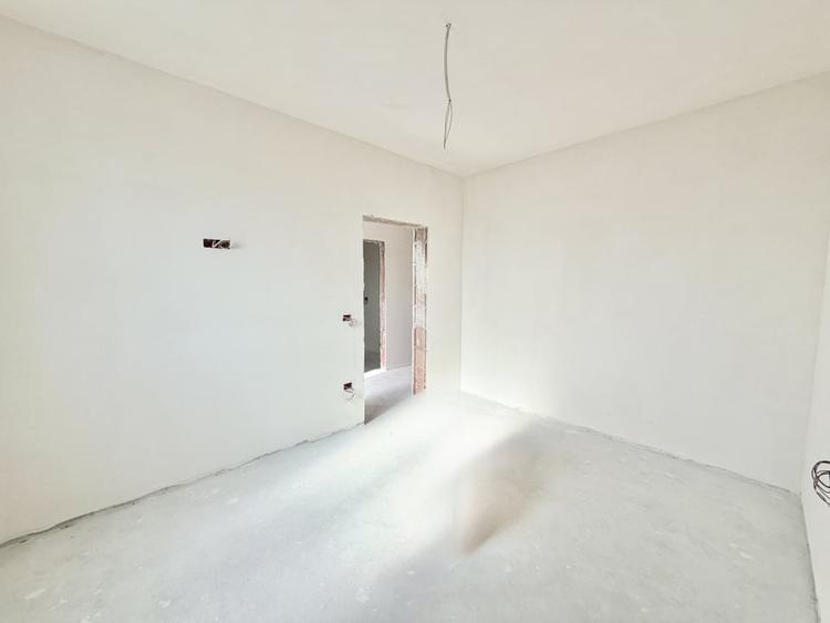 Duplex cu 3 camere cu Teren 300 Mp în Moșnița Nouă
