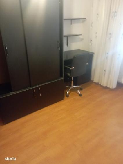Apartament cu 4 camere în Ultracentral