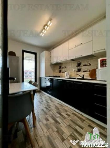 Apartament cu 2 camere decomandat, mobilat în Central
