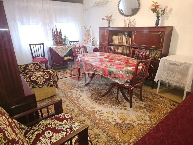 Apartament cu 2 camere decomandat, mobilat în Micro 20