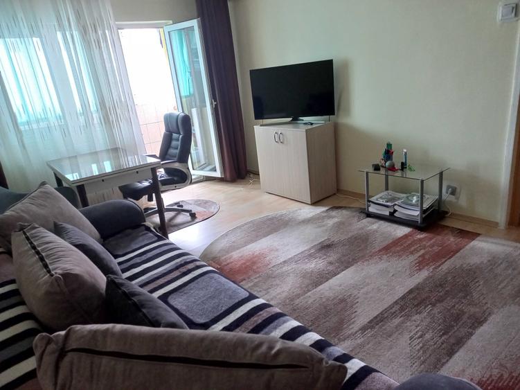 Apartament cu 2 camere decomandat în Dacia