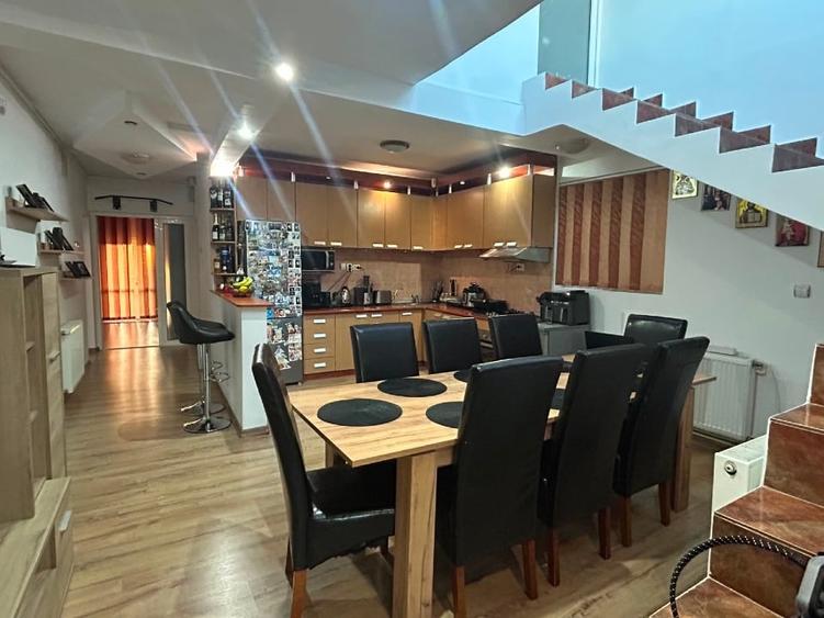 Casă individuală cu 3 camere cu Teren 867 Mp în Periferie