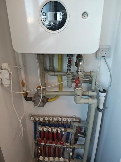 Apartament cu 3 camere decomandat, mobilat în Chitila