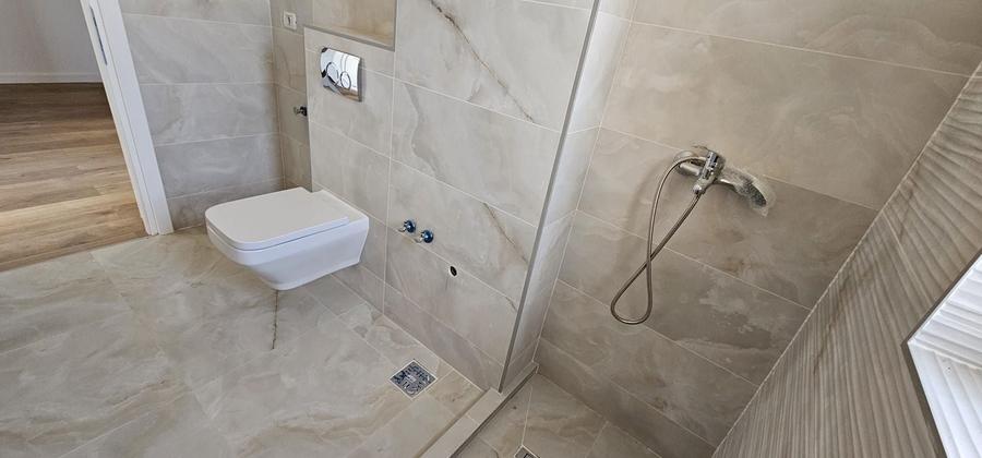 Apartament cu 2 camere decomandat în Sânpetru