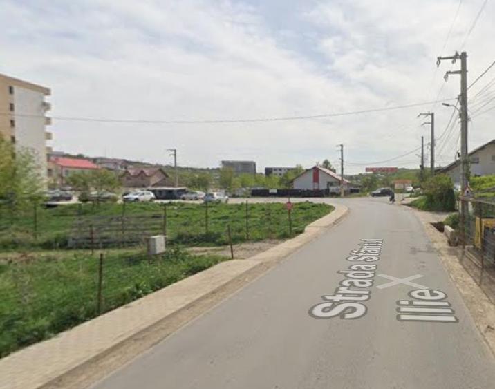 Casă cu 4 camere cu Teren 200 Mp în Vișani